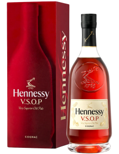 Коняк Хенеси VSOP 0.7 л с Картонена Кутия